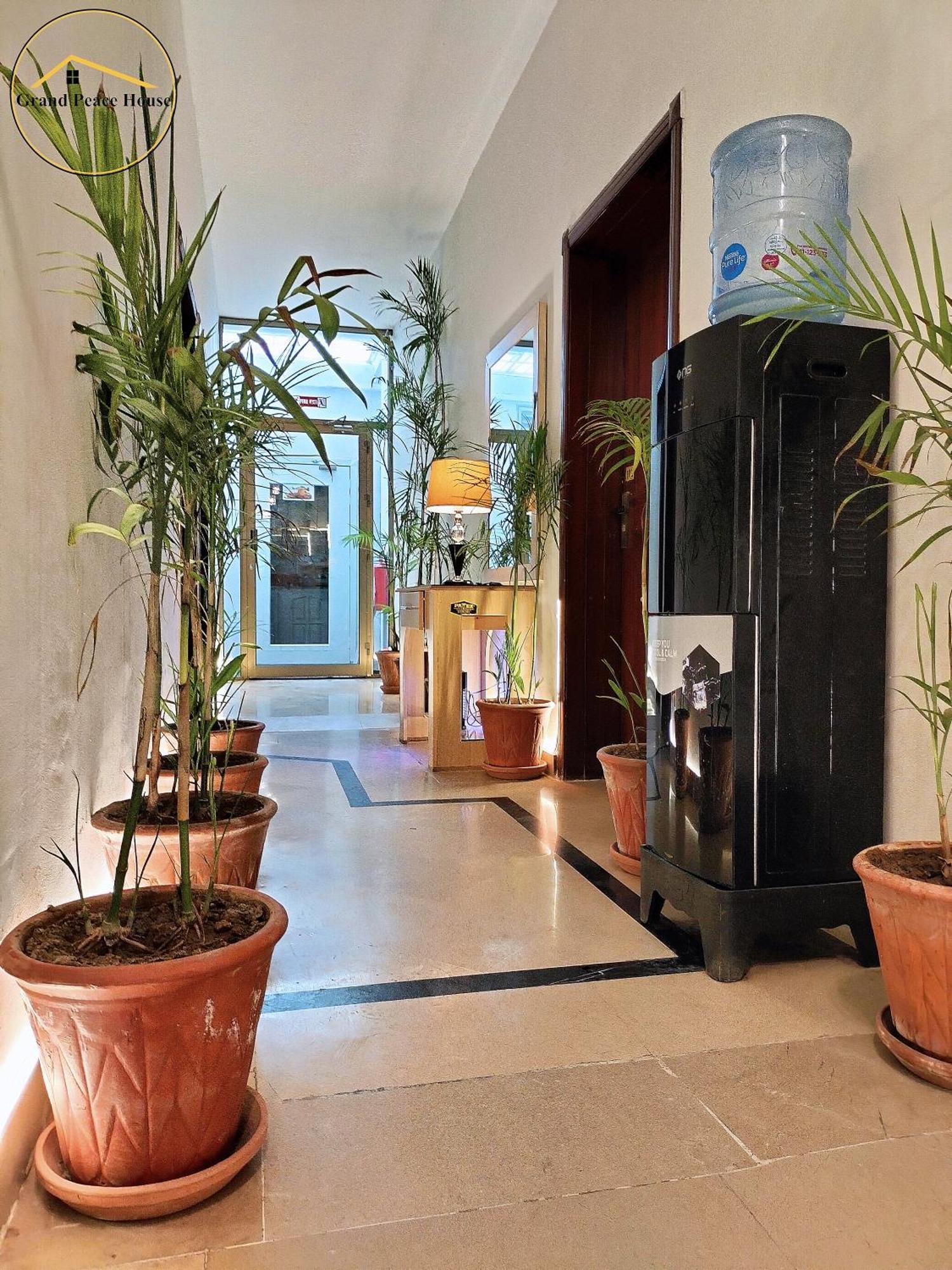 イスラマバード Grand Peace House I Bed & Breakfast エクステリア 写真