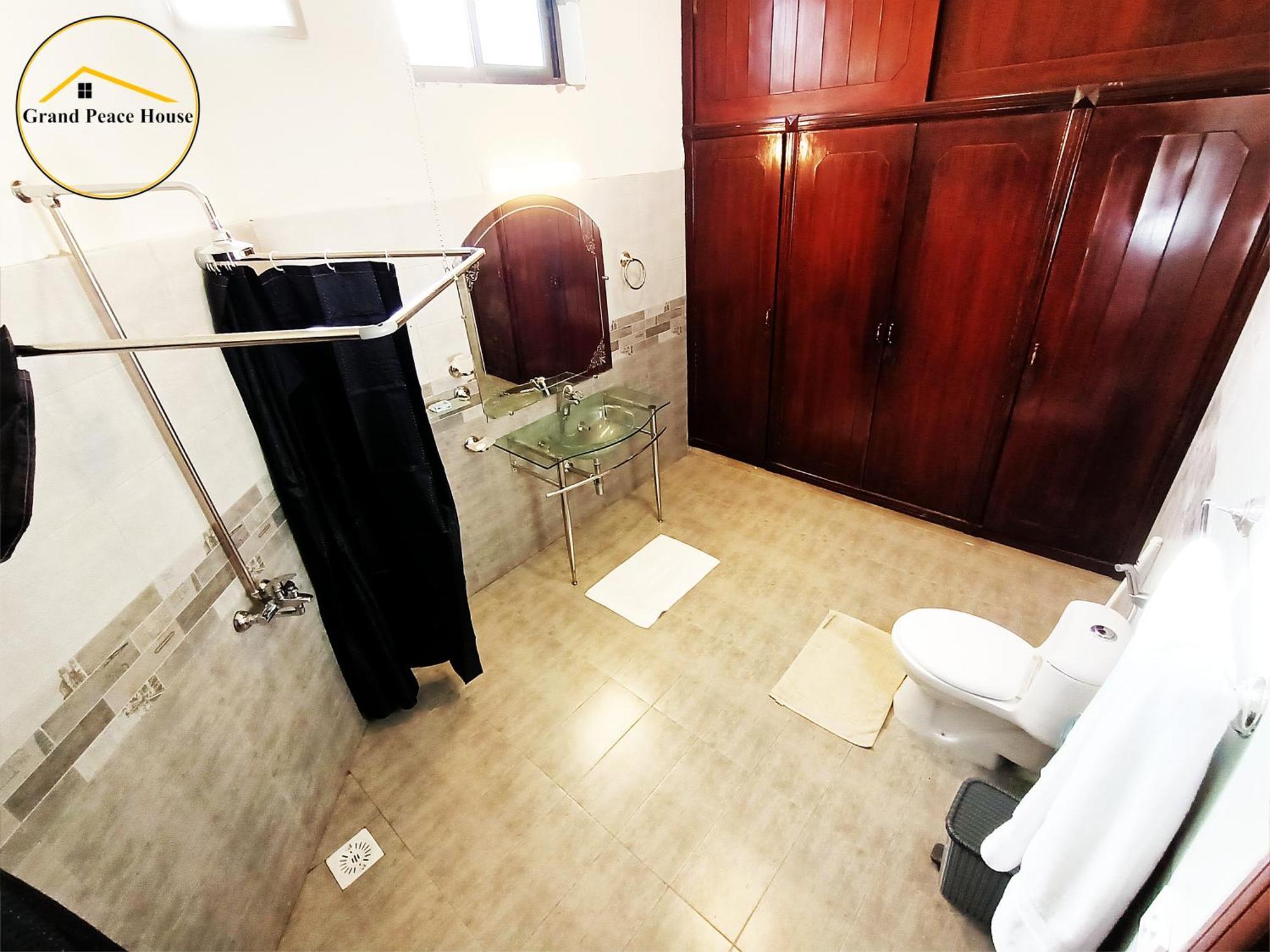 イスラマバード Grand Peace House I Bed & Breakfast エクステリア 写真
