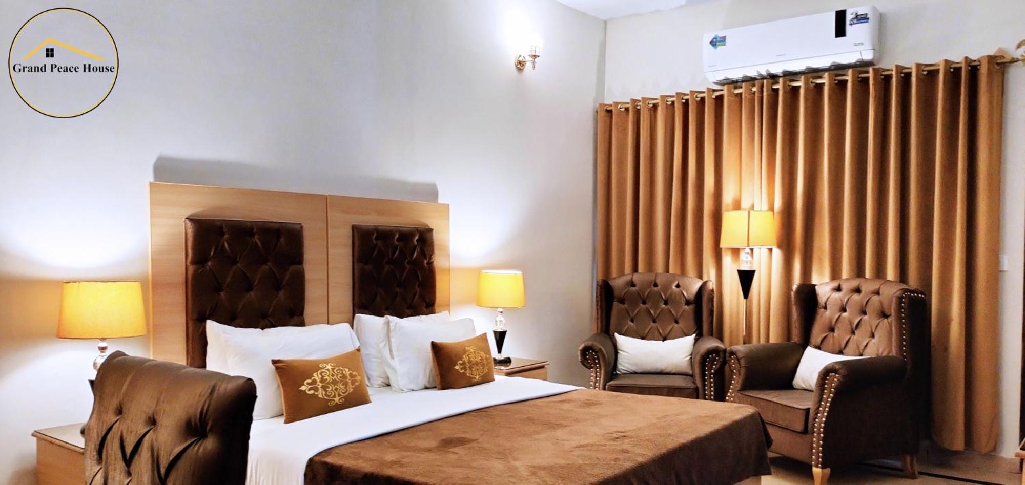 イスラマバード Grand Peace House I Bed & Breakfast エクステリア 写真