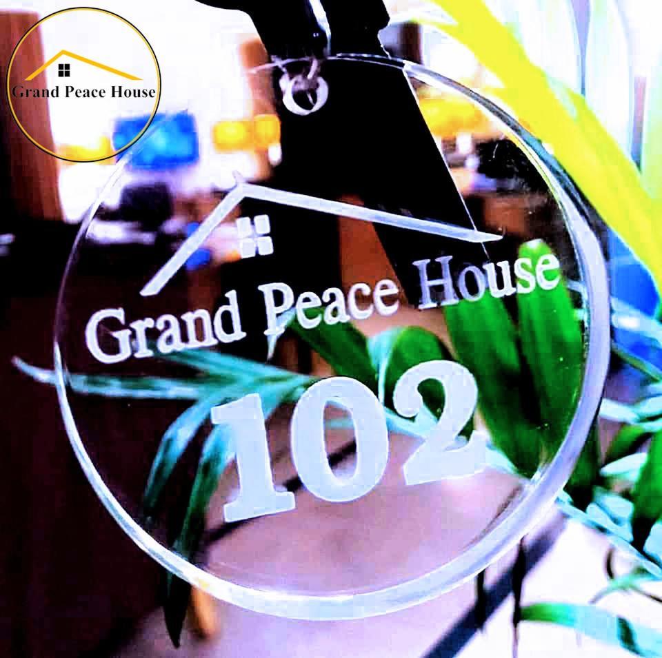 イスラマバード Grand Peace House I Bed & Breakfast エクステリア 写真